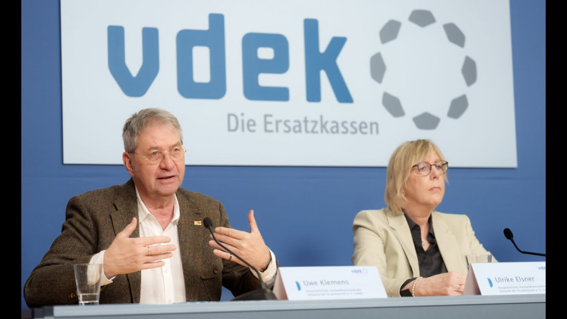 GKV-Finanzloch: „30 Milliarden Euro Plus X“ - Krankenversicherung ...